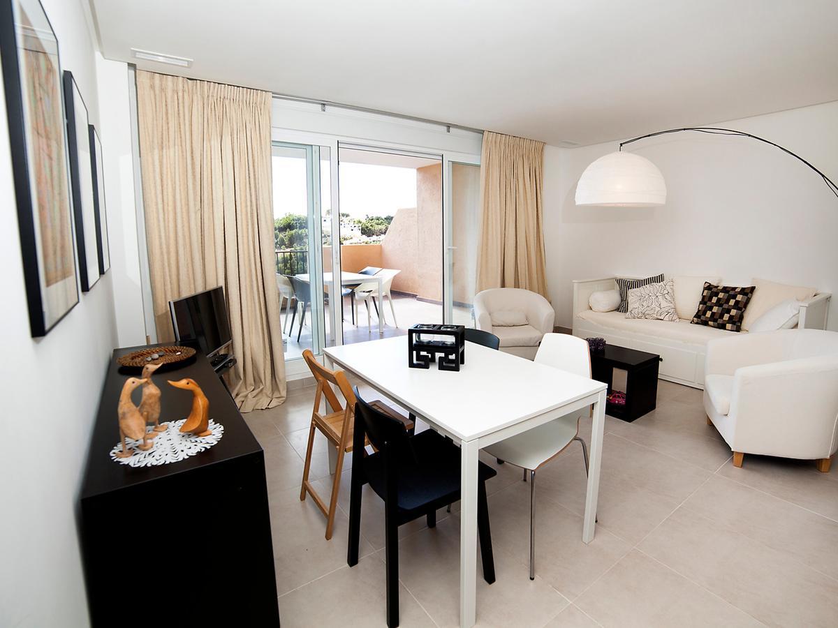 Lirios Iii By Interhome *