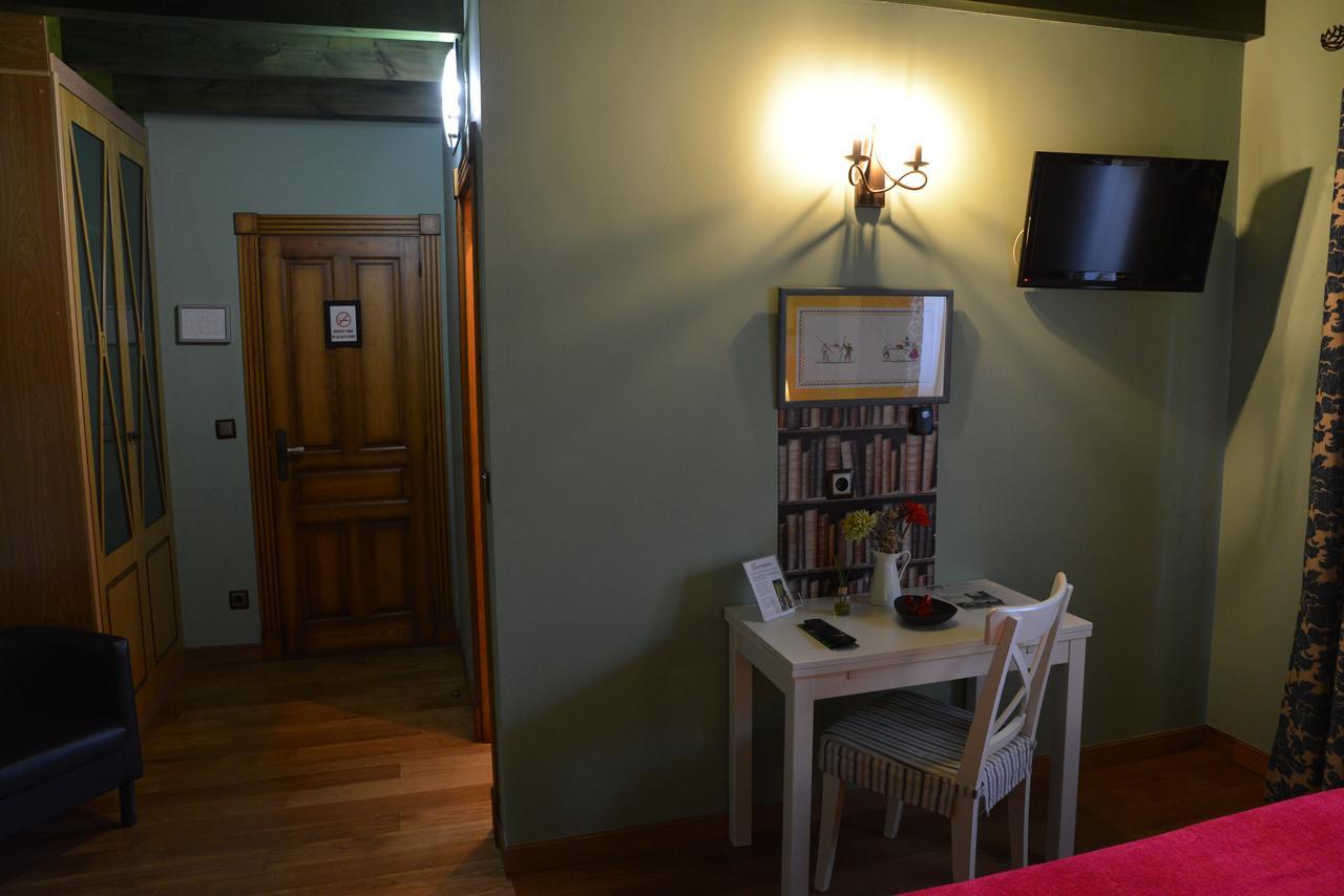 Alojamiento Bernabales Guest house 2*