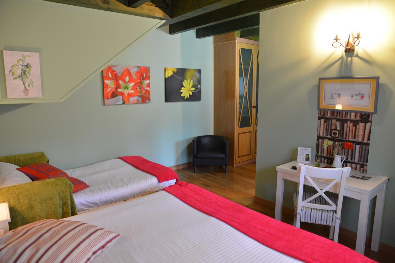 Alojamiento Bernabales Guest house