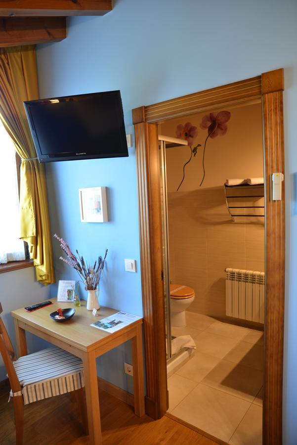 Guest house Alojamiento Bernabales