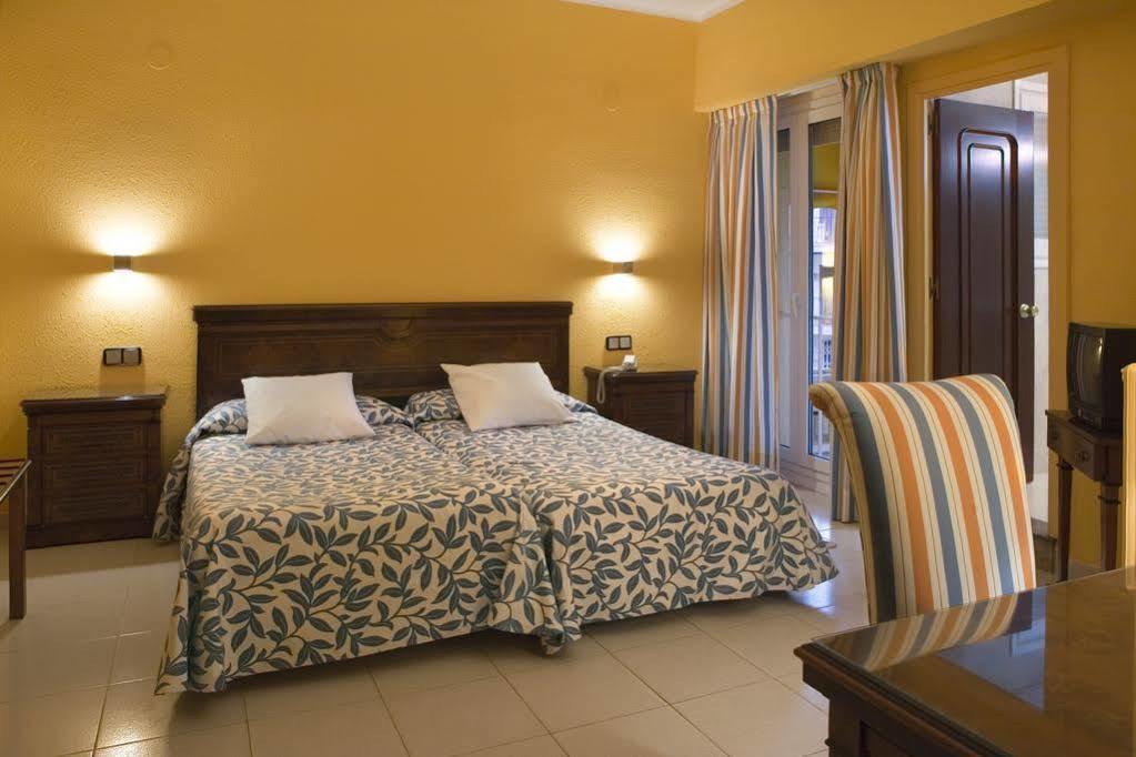 Hotel Rovira 3*