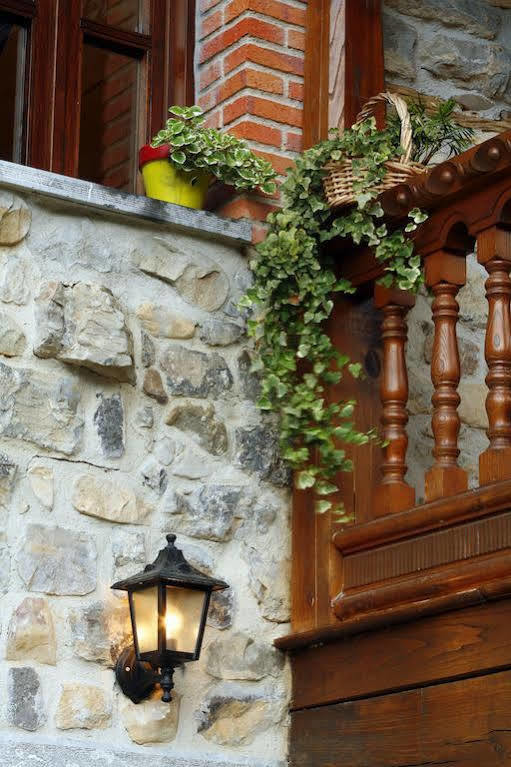 San Francisco Rural Hotel
