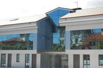 Rosario Ii, Edificio Moderno Hotel 4*