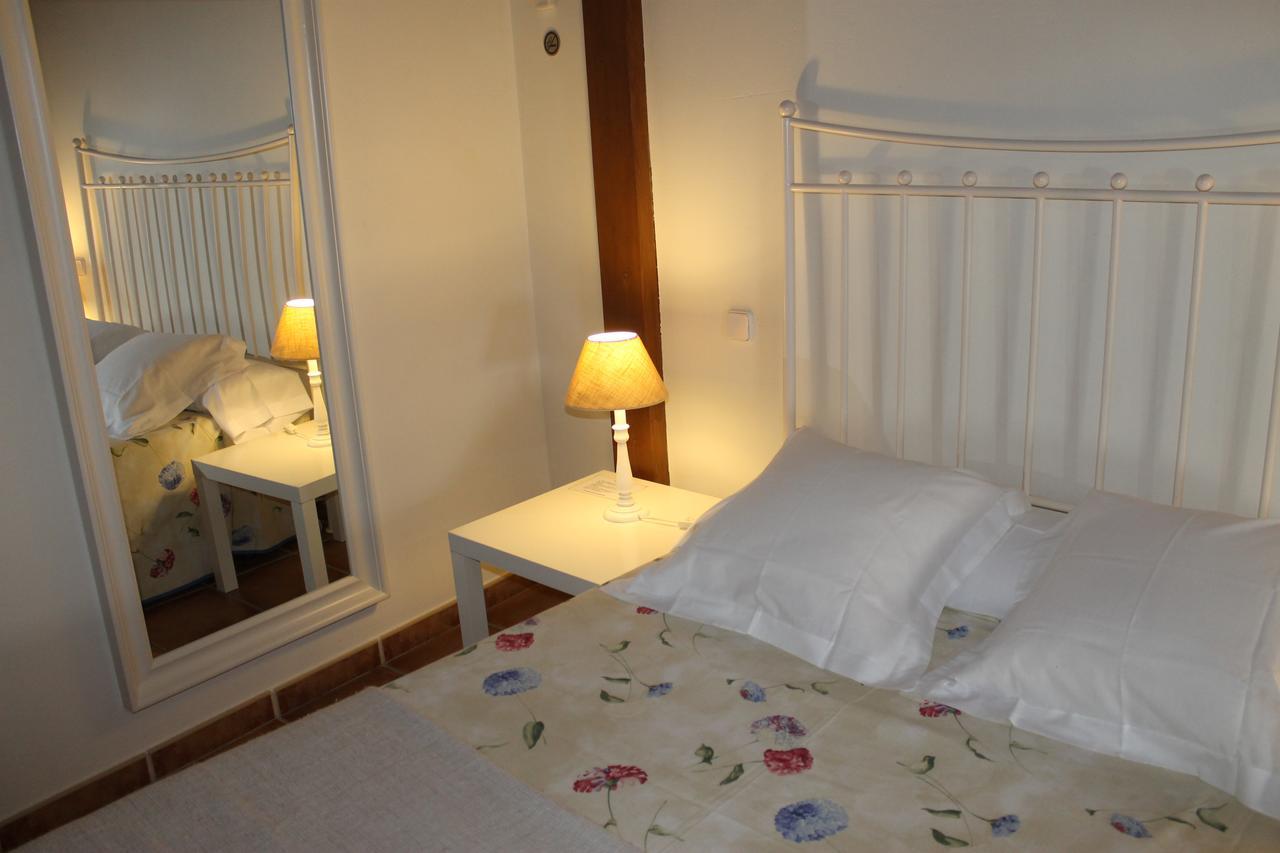 Hostal Rural Luna Y Hostal Rural Lunaposada Guest house Candeleda