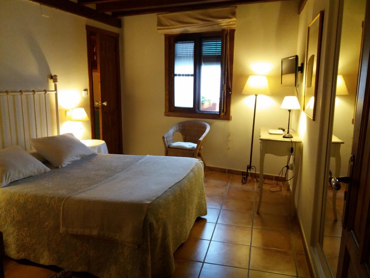 Guest house Hostal Rural Luna Y Hostal Rural Lunaposada Candeleda