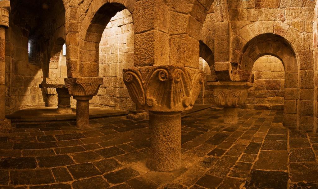 Monasterio De Leyre 2* Yesa