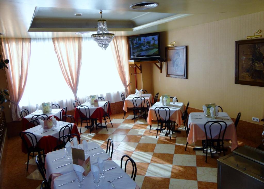 Can-vic Hotel