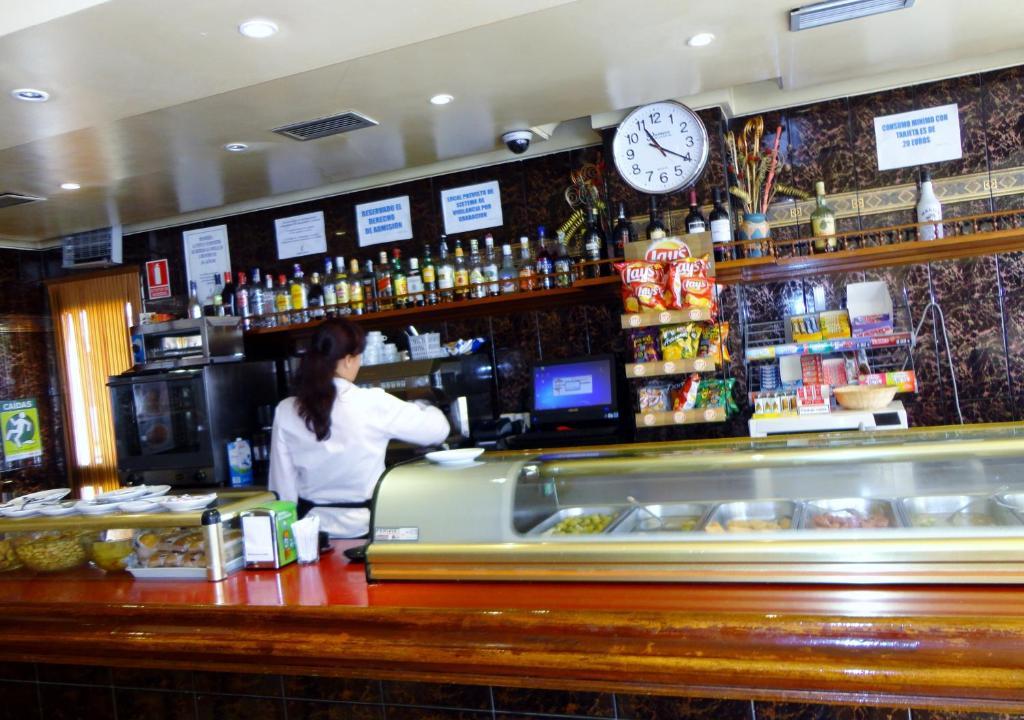 Hotel Can-vic *