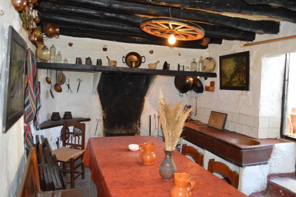 Cortijo Pulgarin Bajo Villa