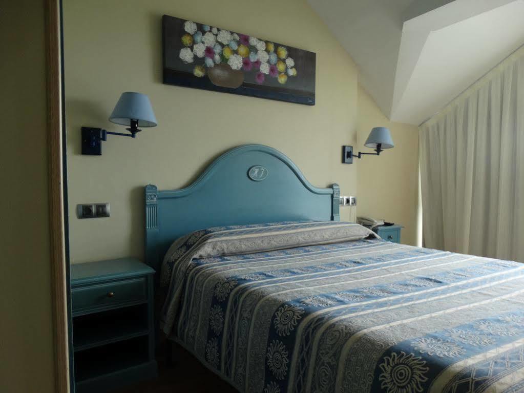 Juncos Hotel 2*