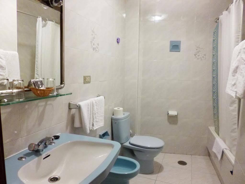 Bonaire Hotel *