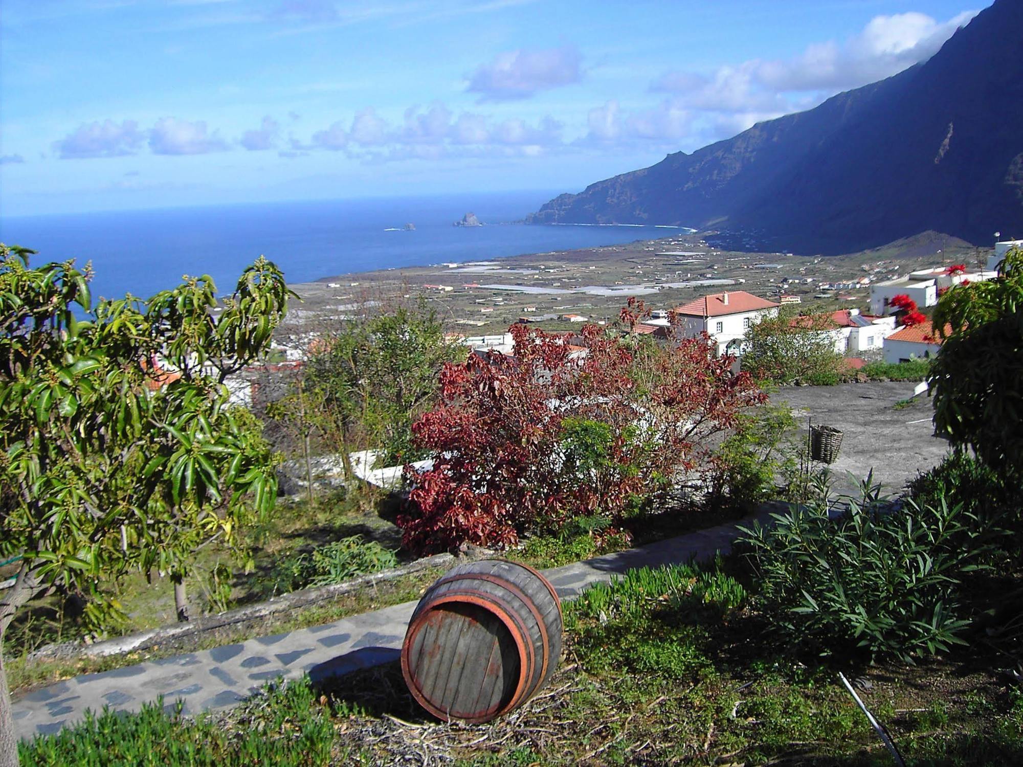 Complejo Rural La Brujita Hotel