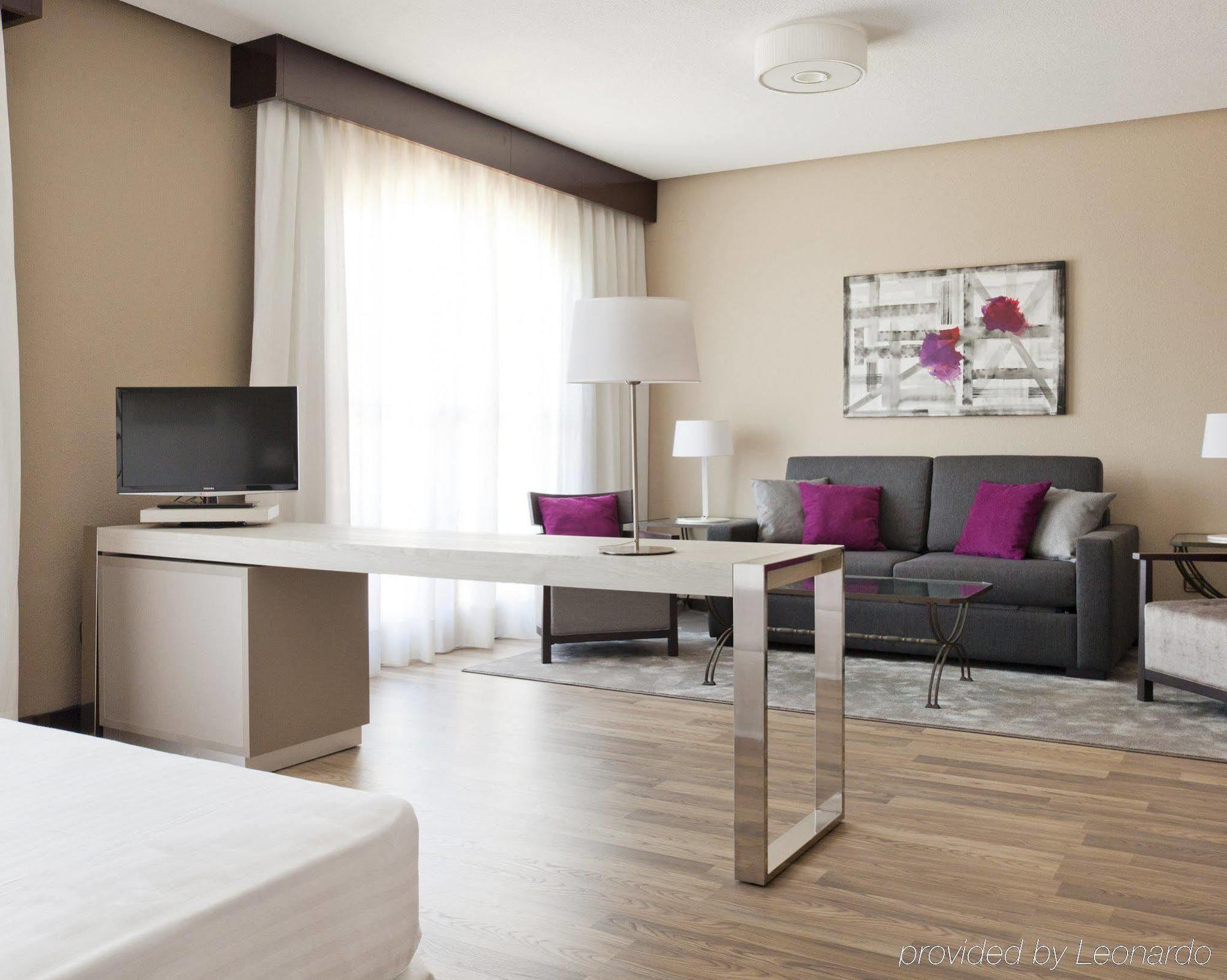 Hotel Ilunion Golf 4*