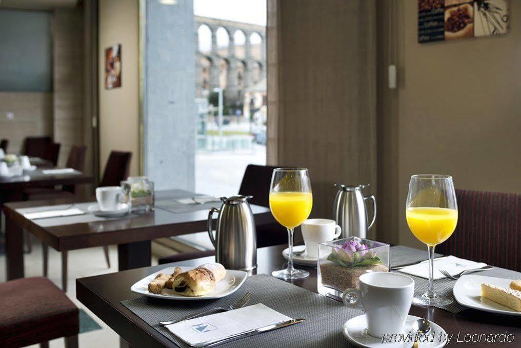 Hotel Eurostars Plaza Acueducto 4*