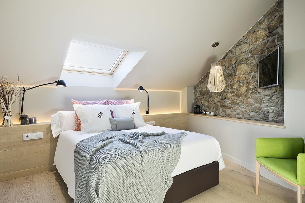 Set Terres - La De - Adults Only Llivia