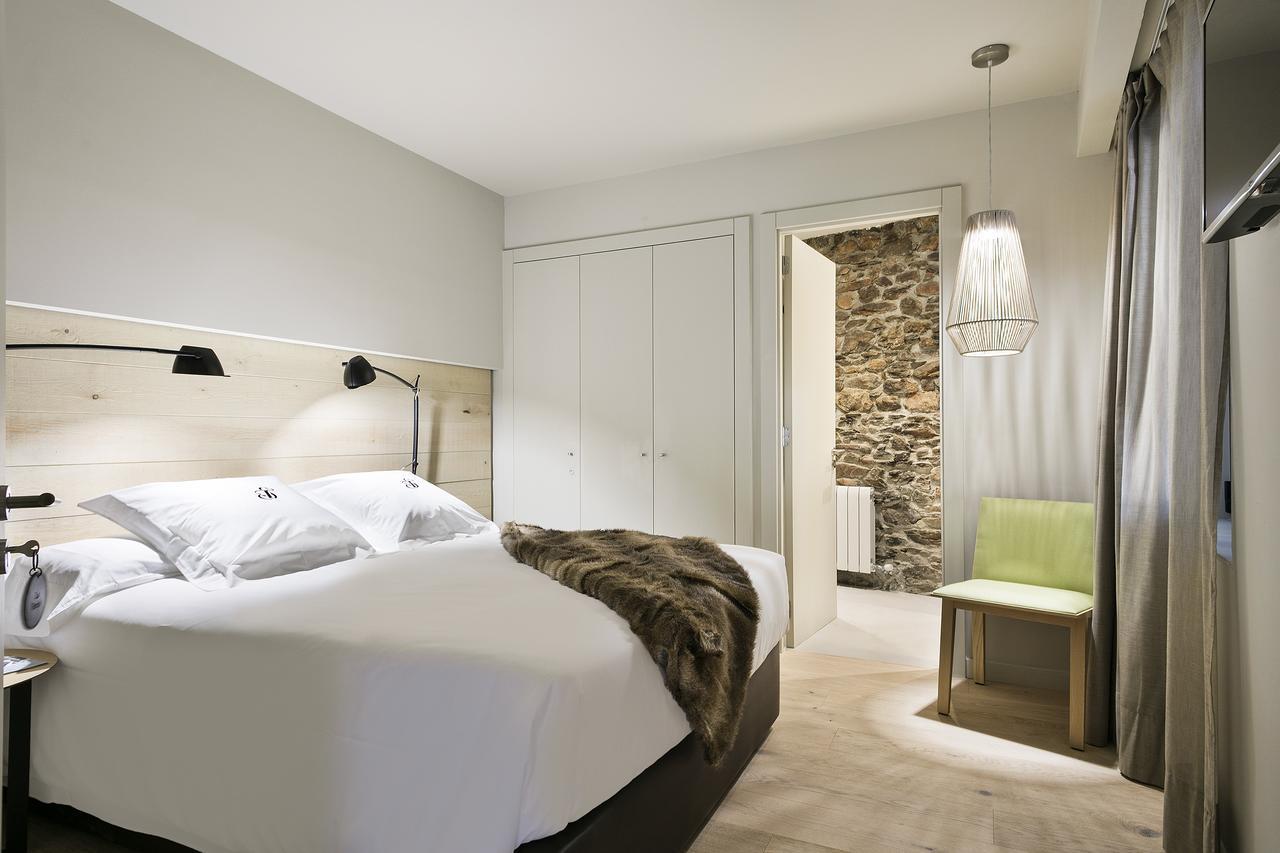 Set Terres - La De - Adults Only Llivia
