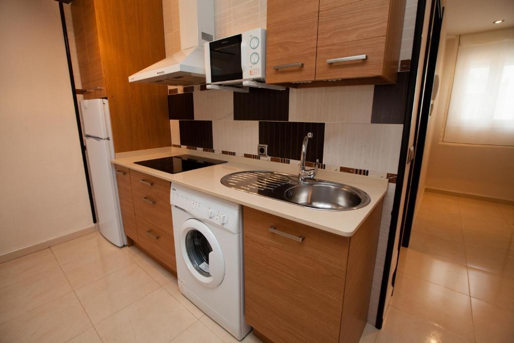 Al Alba Aparthotel