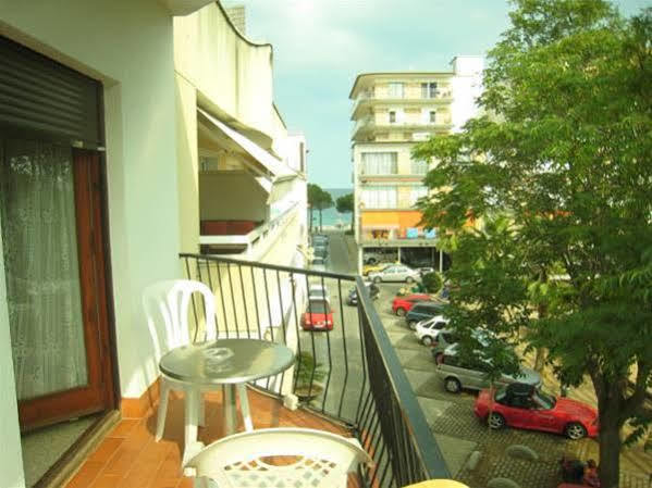 La Marina Guest house 2*