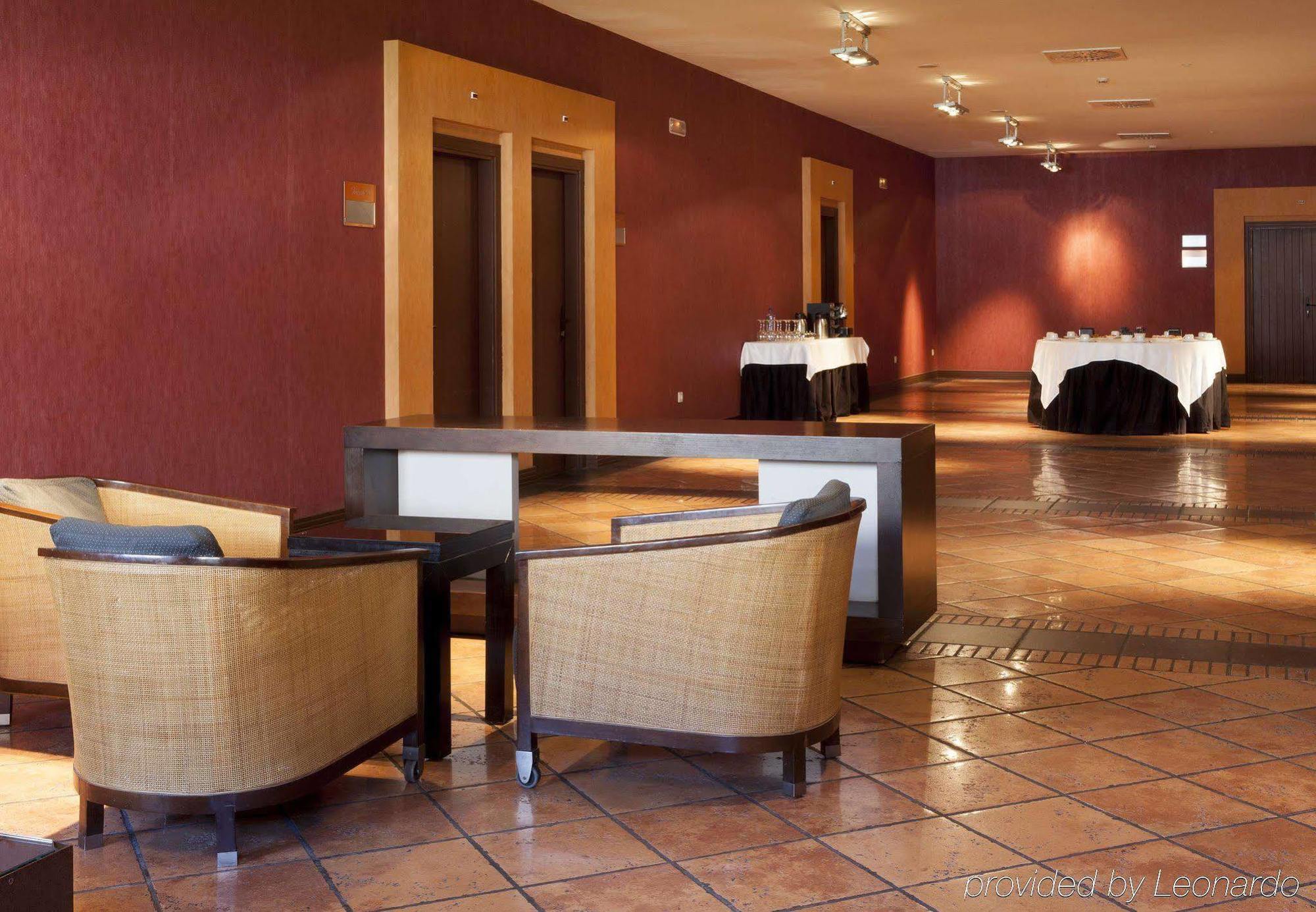 Ac Palacio De Santa Ana By Marriott Hotel 5*