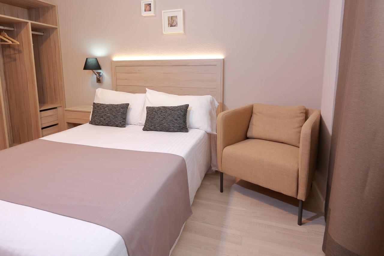 Hotel De 2*