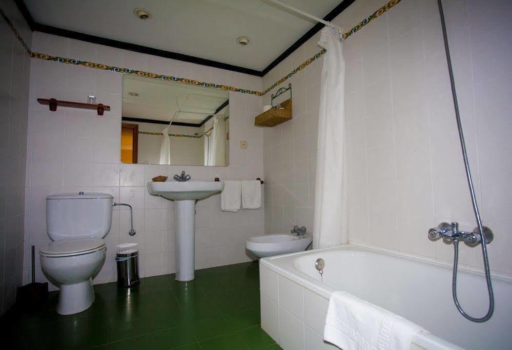 La Collada Country house *