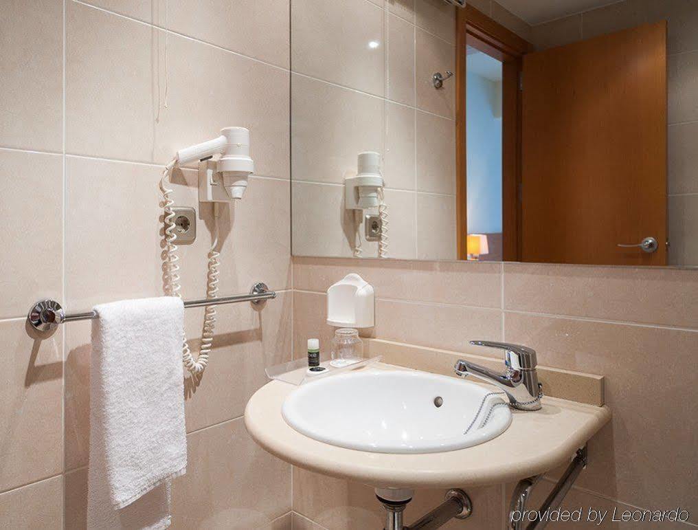 Exe Puerta San Pedro Hotel 3*