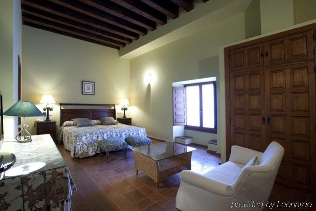 Hotel Cetina Palacio Ayala Berganza 4*