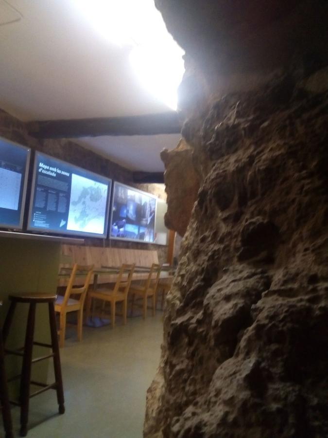 Refugi Hostel *