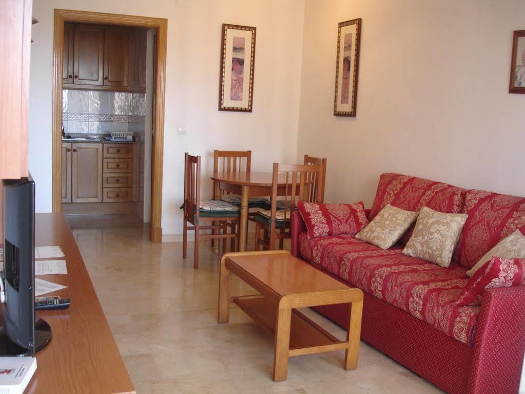 Gemelos 22 2-15-b Levante Apartment
