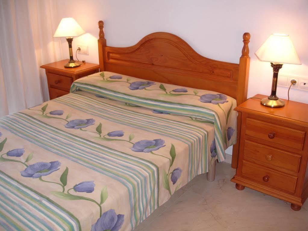 Gemelos 22 2-15-b Levante Apartment