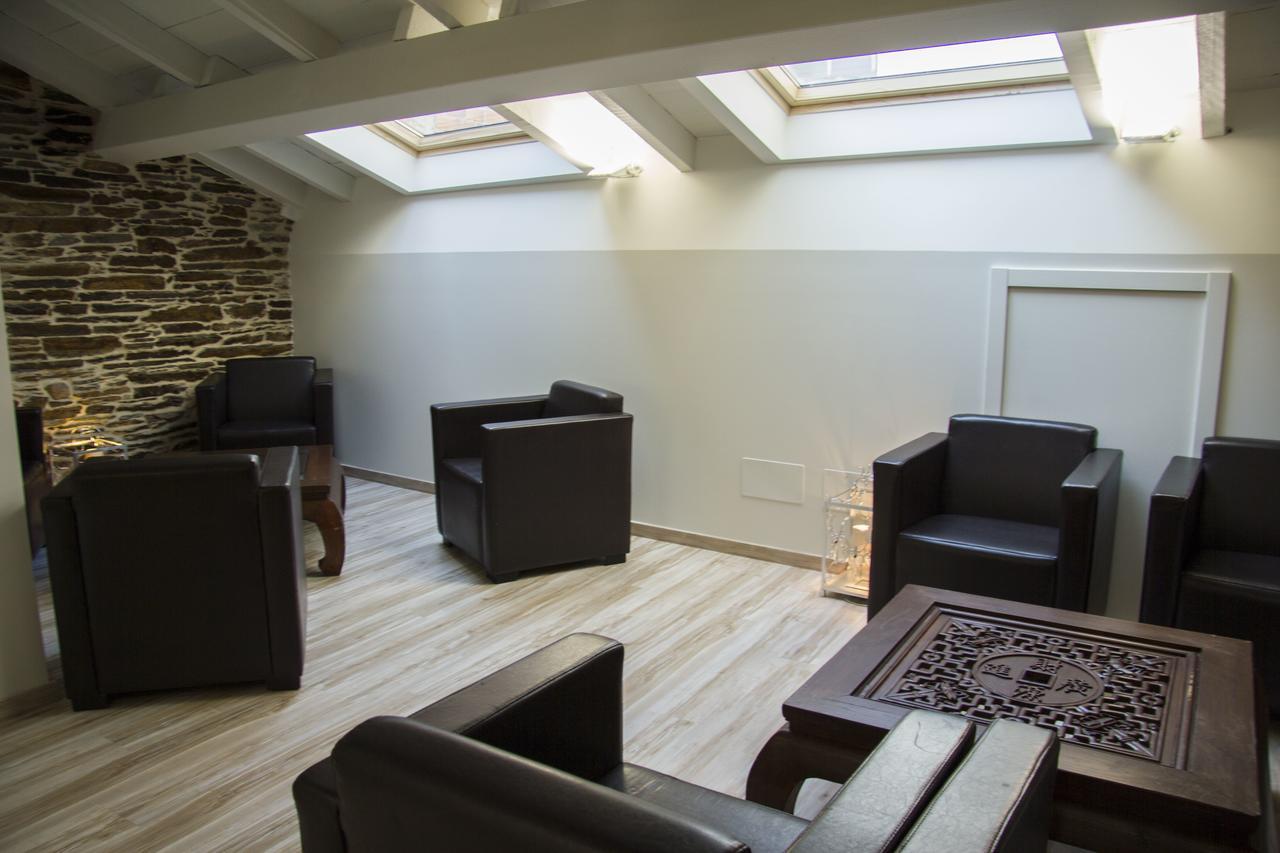Hostal Cross (adults Only)