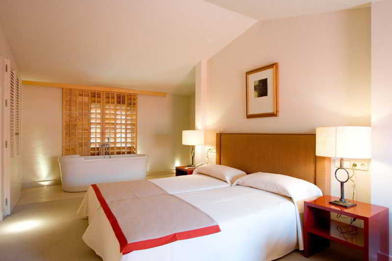 Mim Club Maritimo Hotel