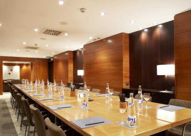 Ac Ciudad De 4*
