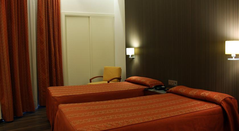 Hotel De Francia Y Paris