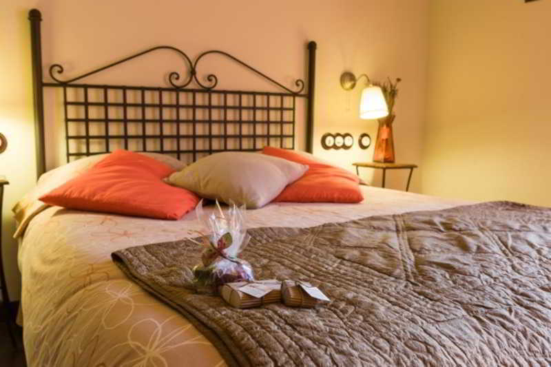 Hotel La Casa Del Rio 3*
