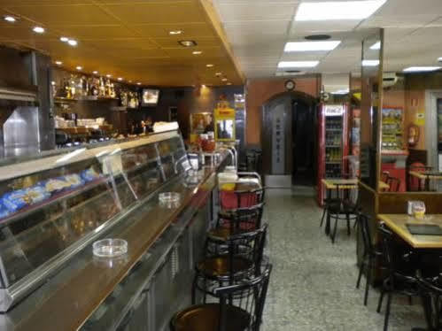 Los Maños Pensión 2*