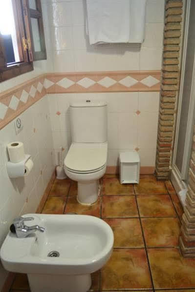 Casa Del Aljarife 3*
