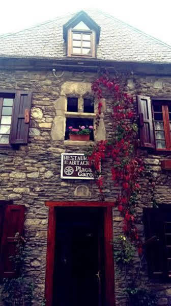 Guest house Hostal Placa Garos