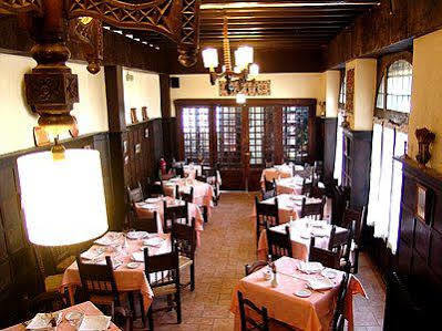 Guest house Ayestaran Ii