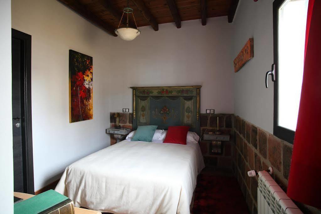 Guest house Douris Temple