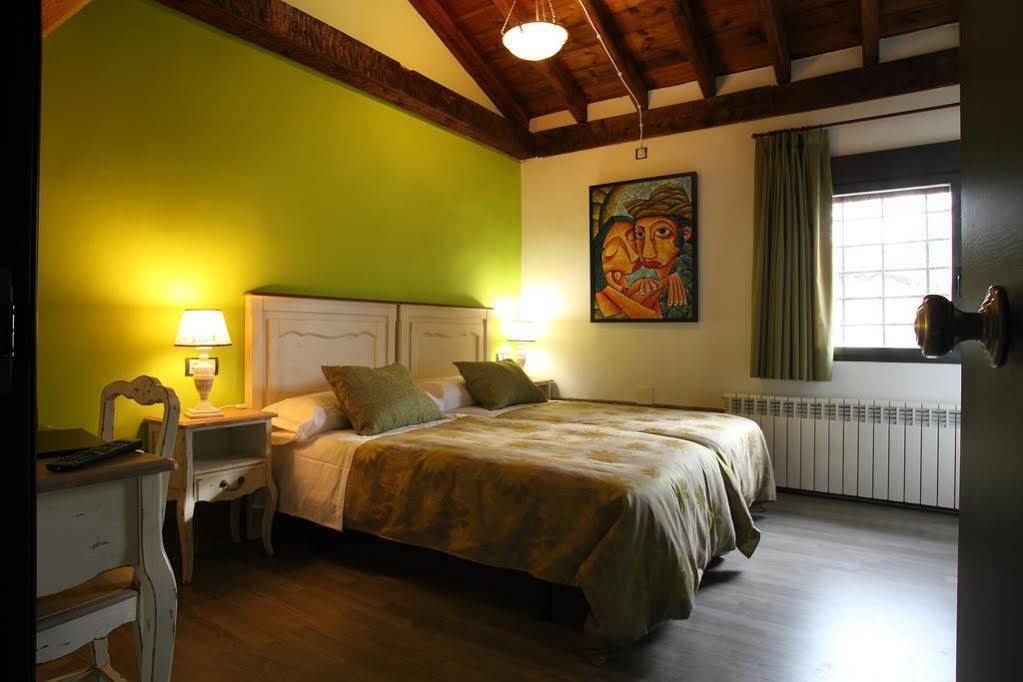 Guest house Douris Temple Soria
