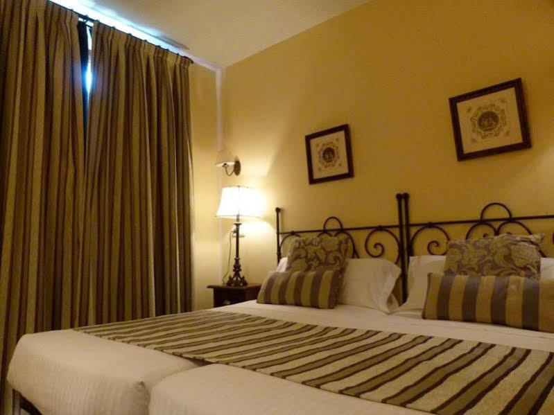 Alda De Reyes Hotel