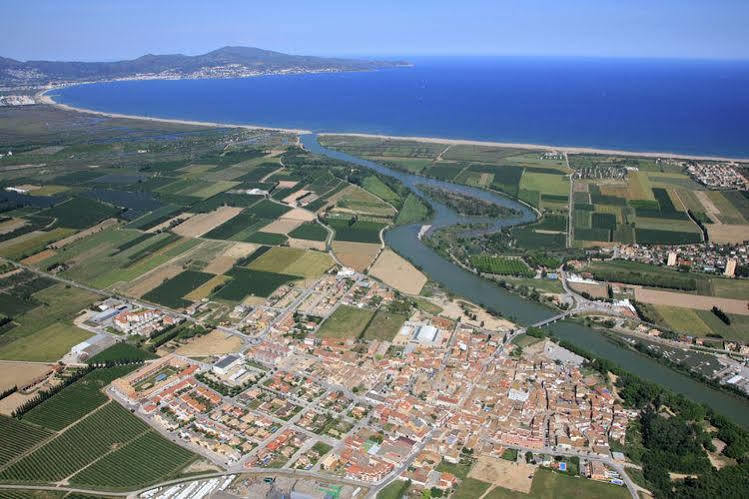 Aparthotel Raquel's - Habitacions I Turistics - Sant Pere Pescador