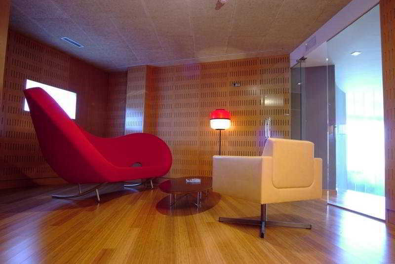 Colon Tuy Hotel