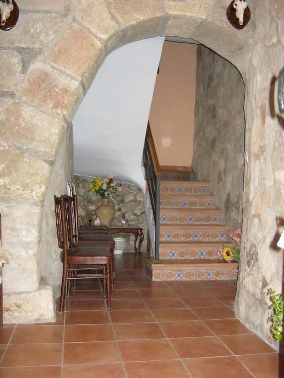 Casas Santos Y Tolta * Loarre