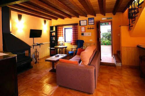 Viviendas Turisticas Arrayanes Country house *