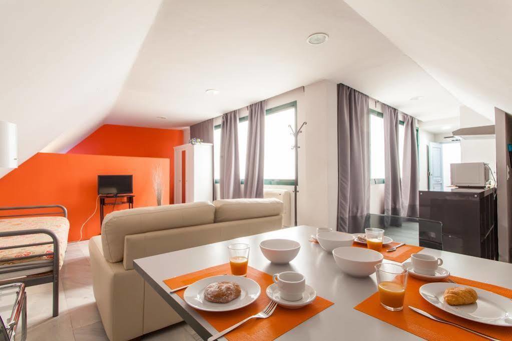 Tetuan Apartments, By Homing U Apartment Seville