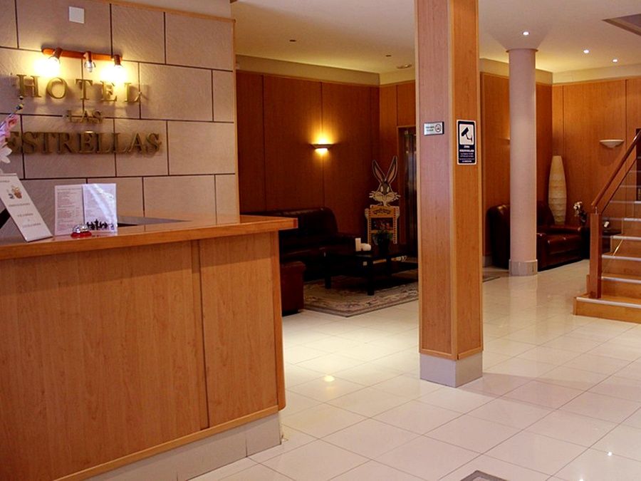 Hotel Estrellas 3*