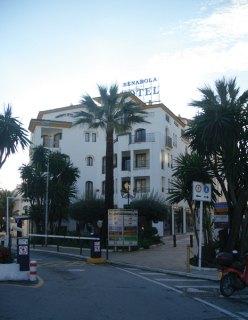 Benabola & Aparthotel