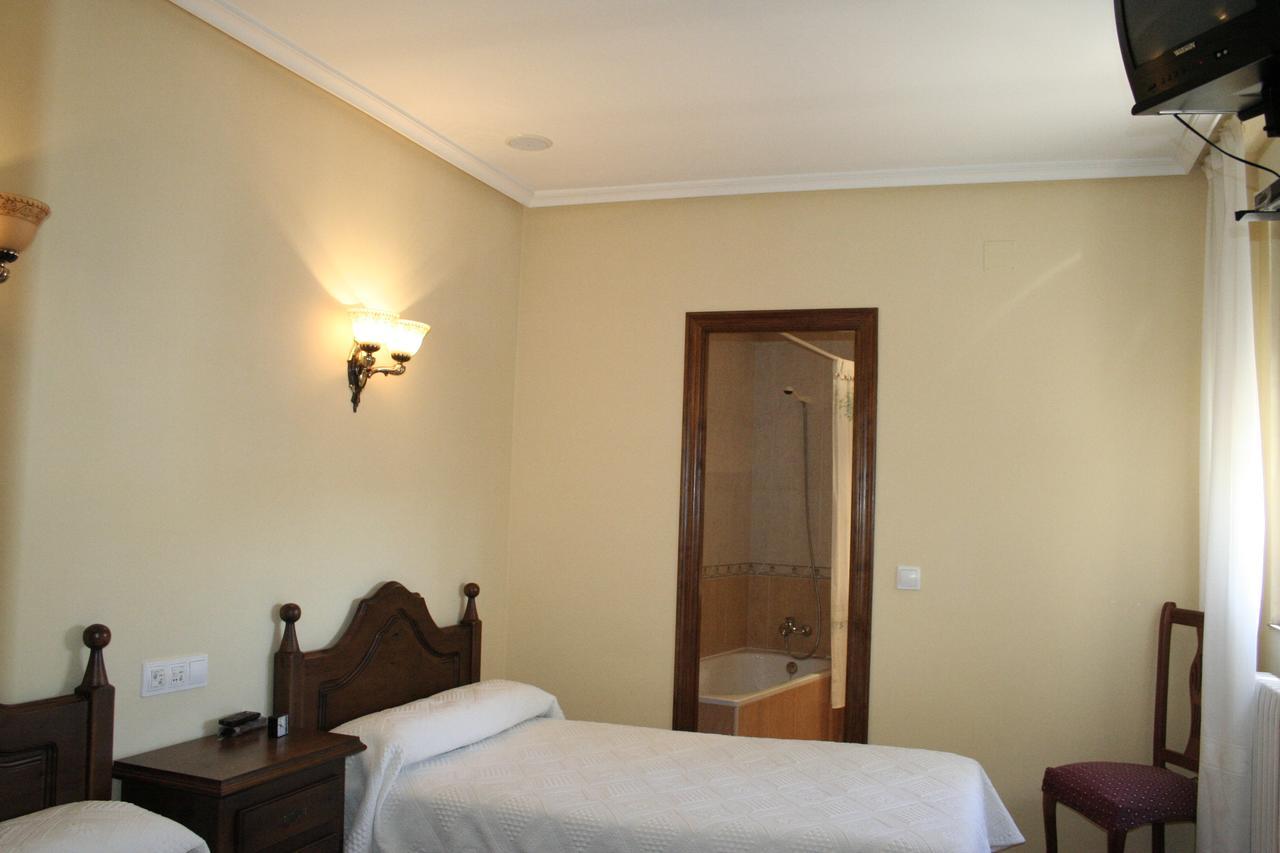 Restaurante Raton Hostel Paredes de Nava